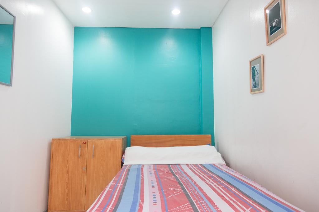 Lokal Hostel Makati City Kamer foto