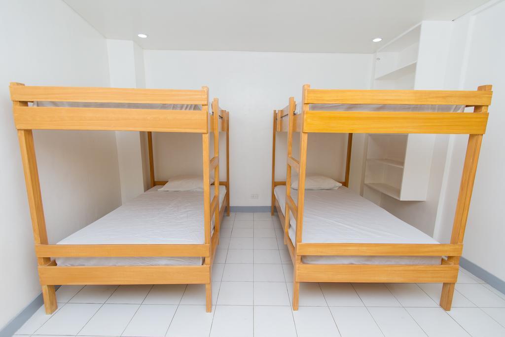 Lokal Hostel Makati City Kamer foto